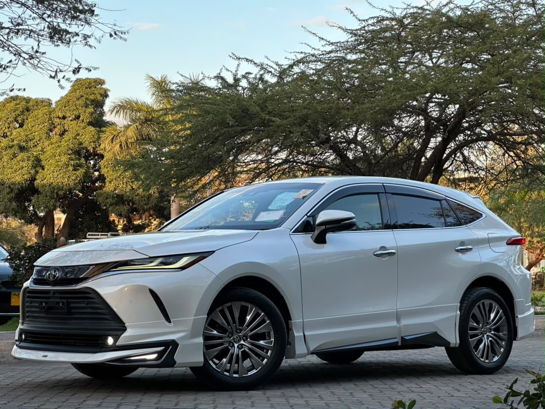 Toyota Harrier Z package thumbnail 2